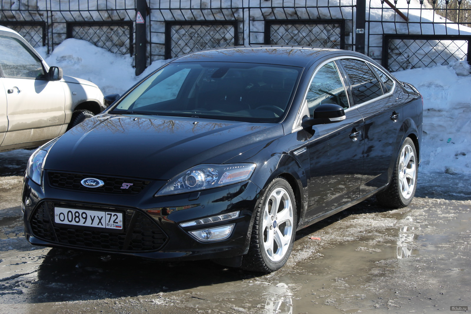 Ford Mondeo 4 Рестайлинг черный