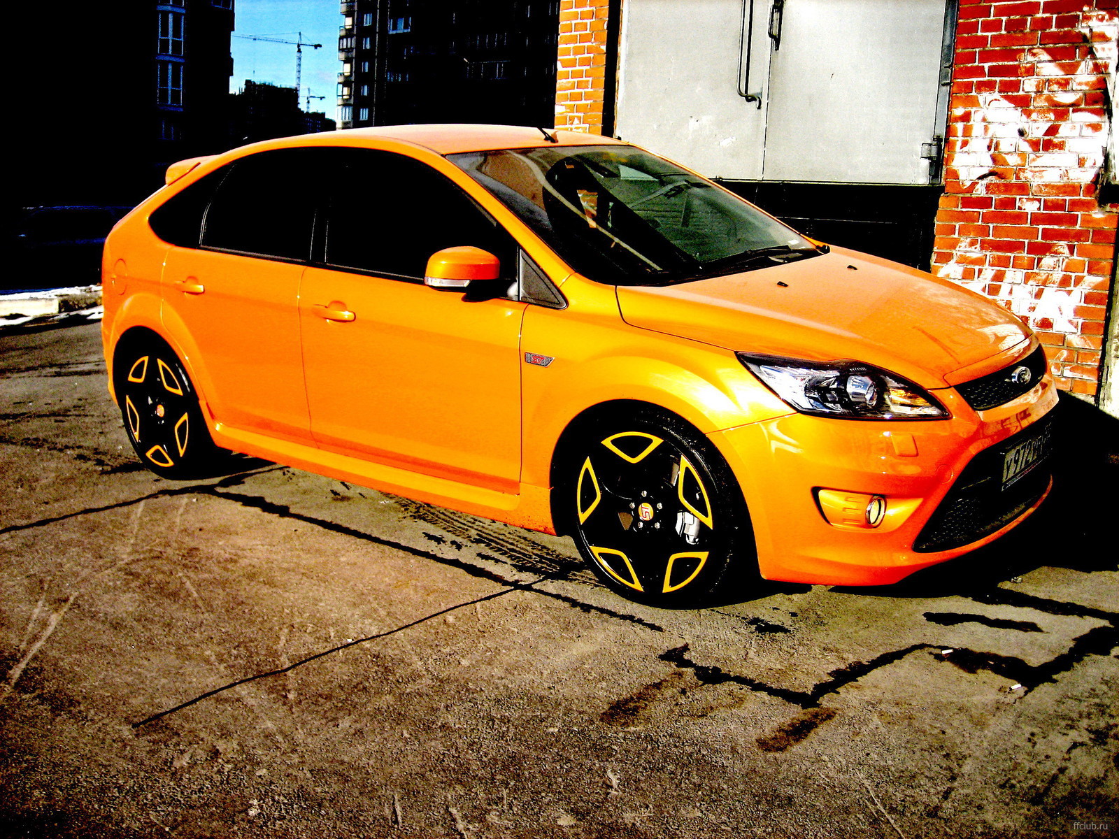 Ford Focus St 2008. Форд фокус 2 St. Форд фокус 2 Рестайлинг оранжевый. Ford Focus 2 St 2008.