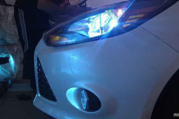 Ford Focus 3, установка линз Bi-led X-bright + восстановление стекол