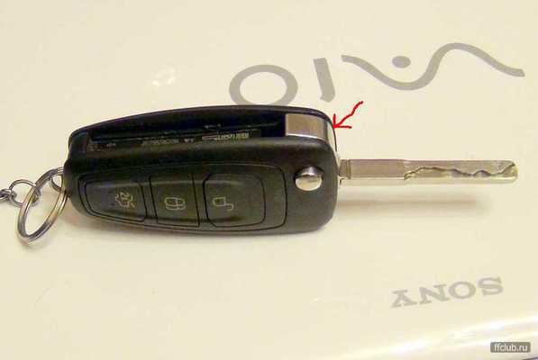 Замена батарейки в брелоке-ключе Форд Фокус 3