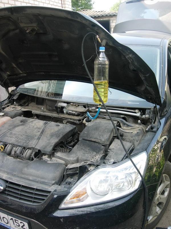 Замена тормозной жидкости - Ford Focus 1