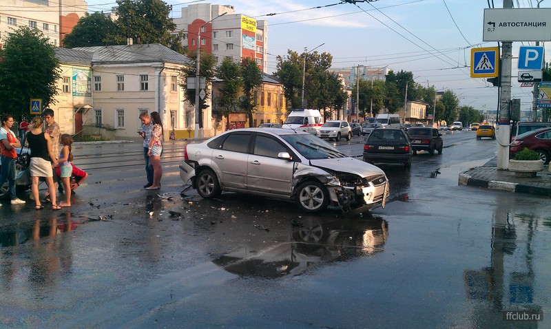 Порше авария тула