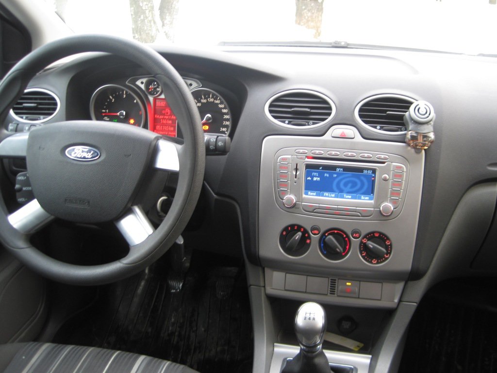 Панель ford focus 2