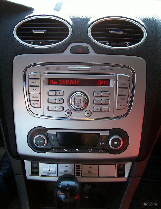 ABS, Traction Control, Stability Control, ESP (с. 7) Ford Kuga 2